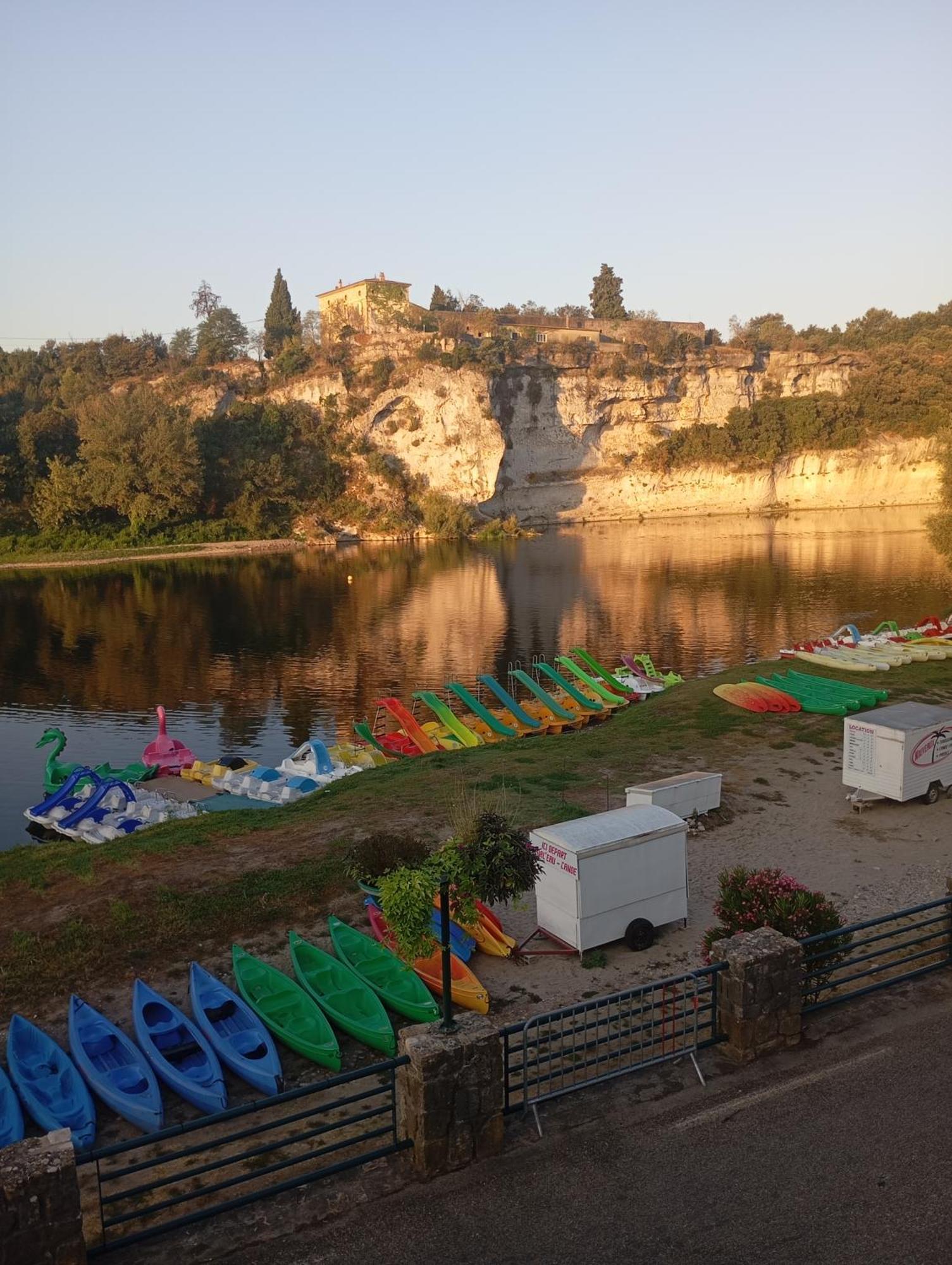 Cairenou Location Apartment Saint-Martin-d'Ardeche Luaran gambar